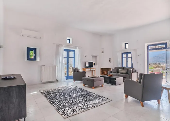 Nola Traditional With Pool And Amazing Sea Views, Vila Páros