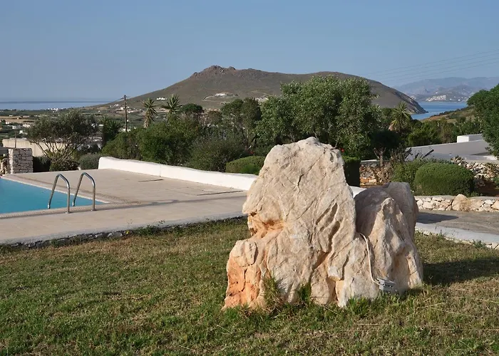 Vila Nola Traditional With Pool And Amazing Sea Views, Páros