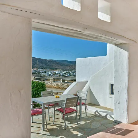 Βίλα Nola Traditional With Pool And Amazing Sea Views, Paros